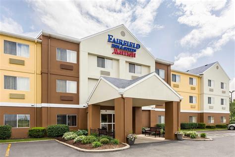Fairfield Inn & Suites Mansfield Ontario (Hotel) (USA) .
